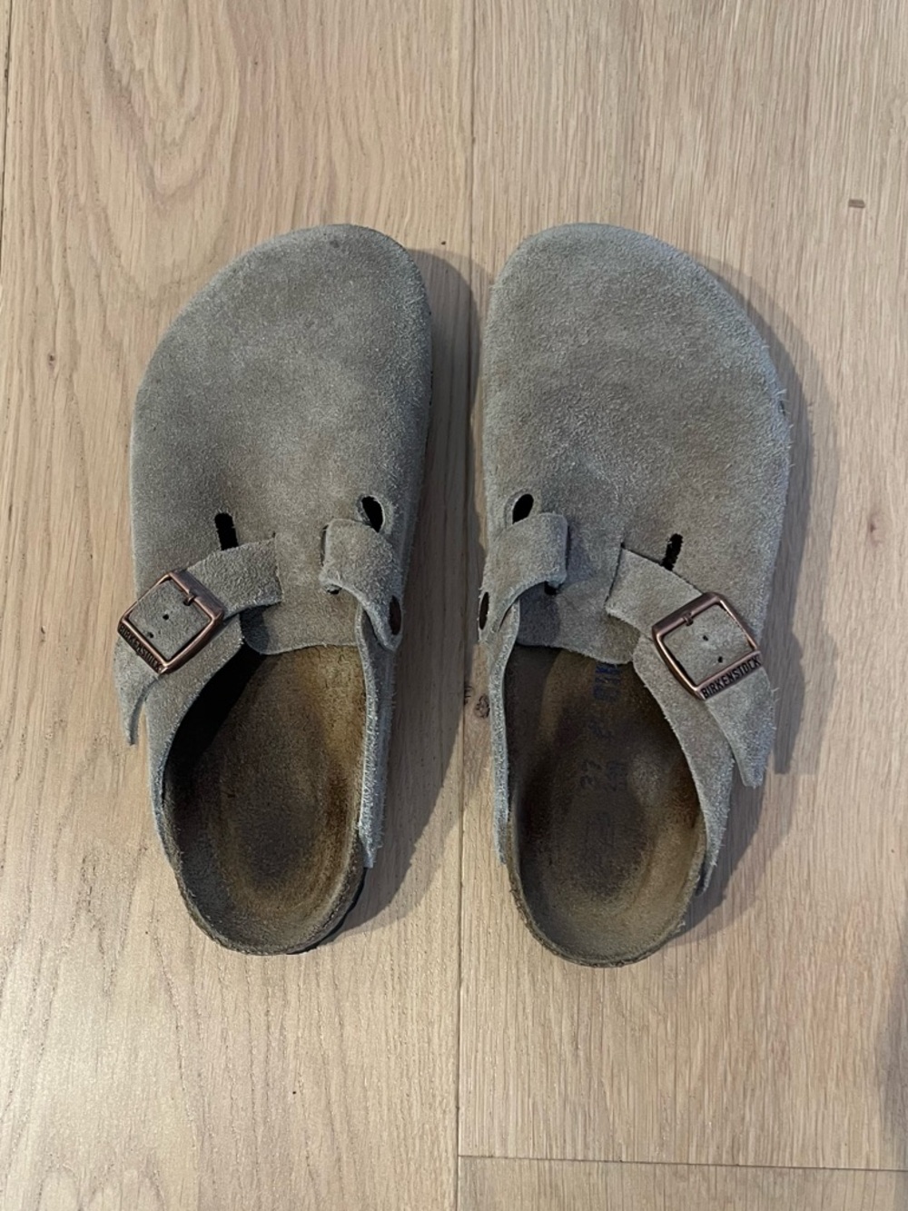 Birkenstock Boston Suede Clog Slip-On in Taupe 37